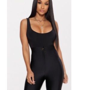 Black second skin scooped neck bodysuit